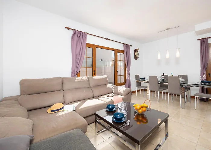 Villa Caletas *