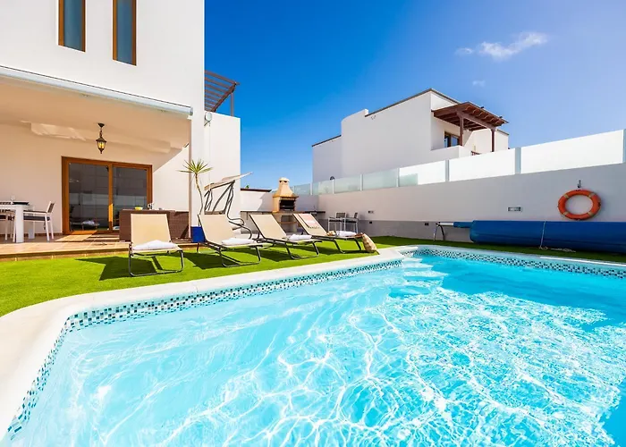 Caletas Villa