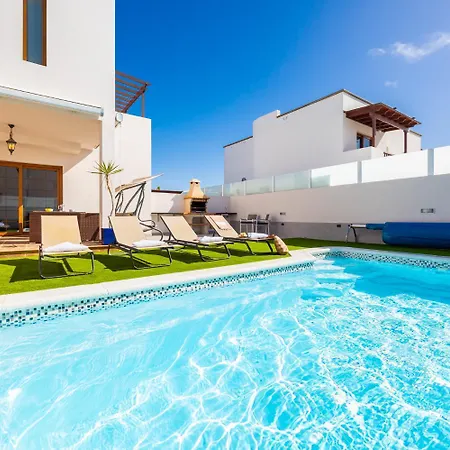 Caletas Villa